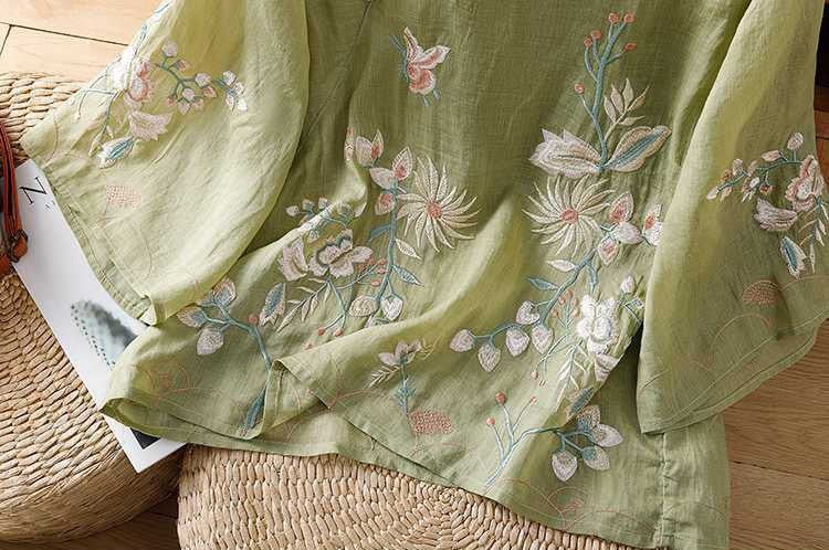 Elegant Floral Embroidered Mandarin Collar Top