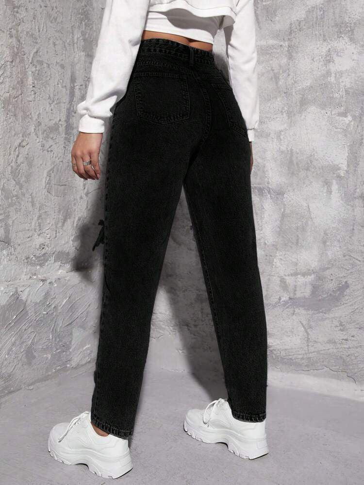 BLACK MOMFIT JEANS
