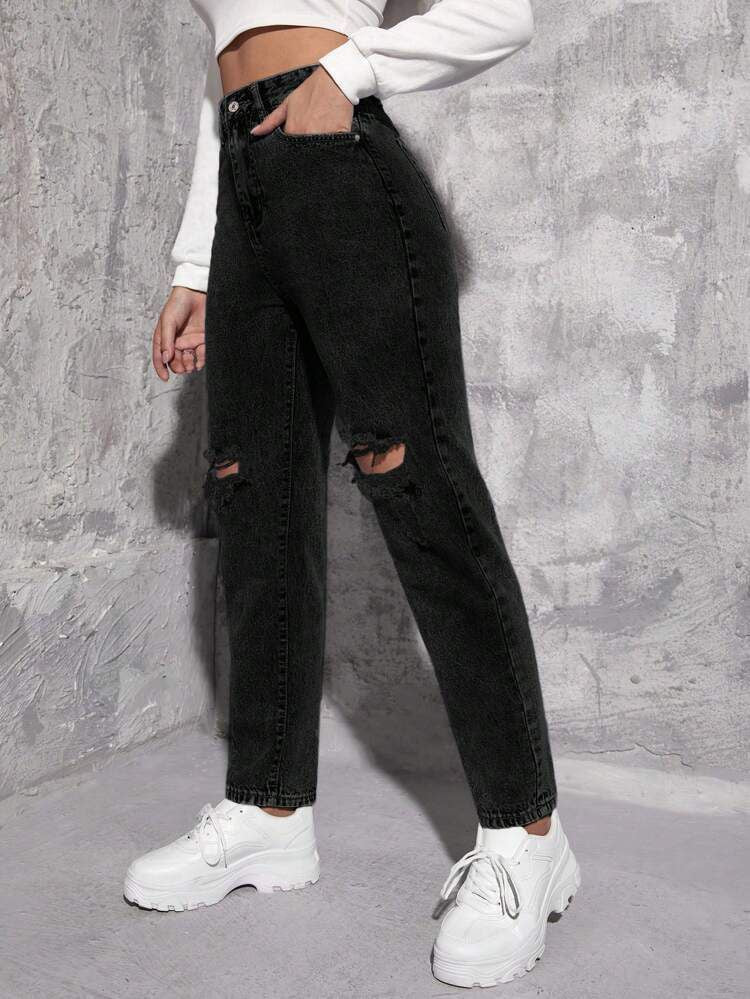 BLACK MOMFIT JEANS
